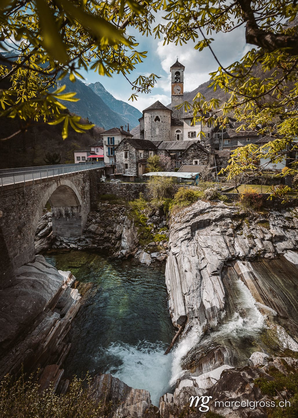 Tessin Bilder. Lavertezzo church in Valle Verzasca. Marcel Gross Photography