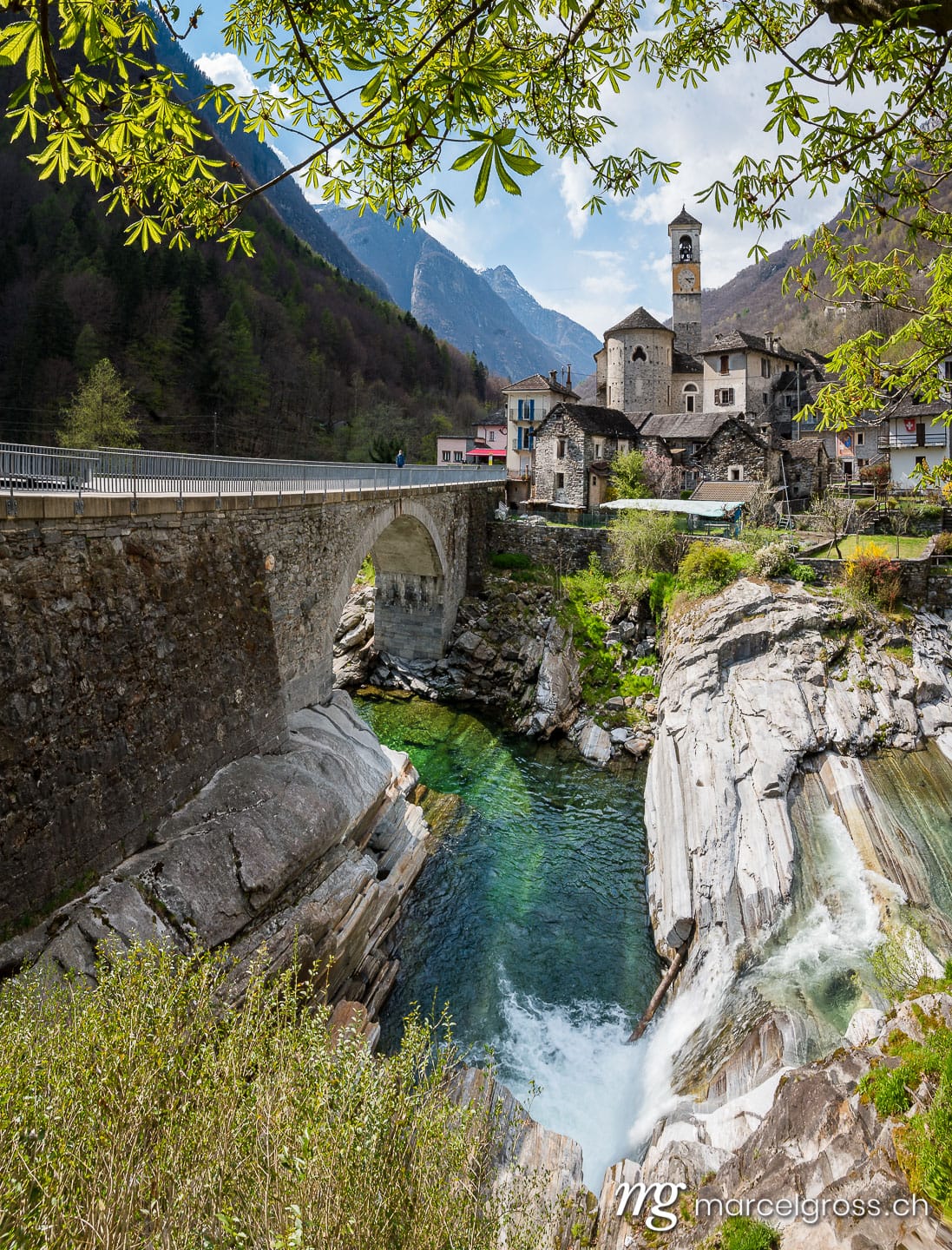 Tessin Bilder. famous Chiesa di Santa Maria degli Angeli Church in Lavertezzo, Valle Verzasca. Marcel Gross Photography