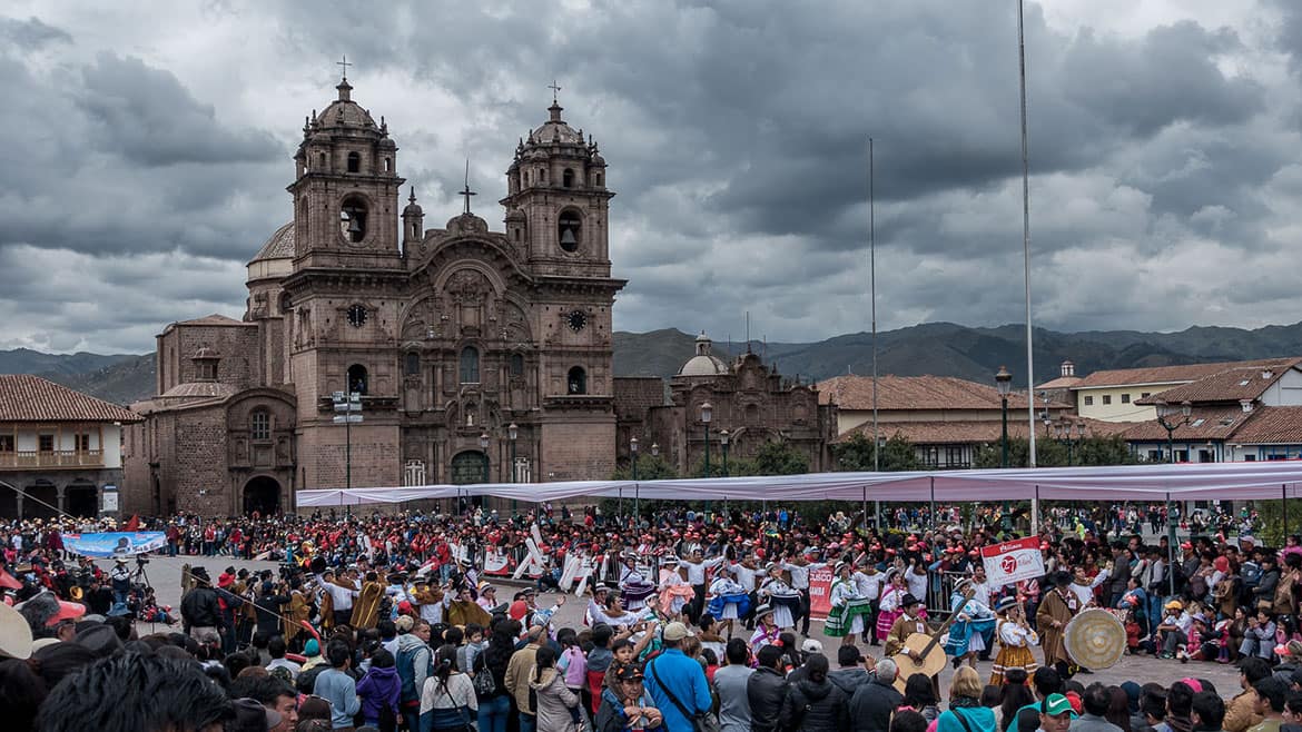Von Tanz und Schokolade in Cusco 1 Plaza das Armas