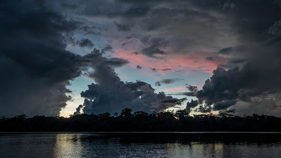Ein weiterer Wunsch geht in Erfüllung: Riesenotter! 6 Auch nach Sonnenuntergang bleibts spektakulär