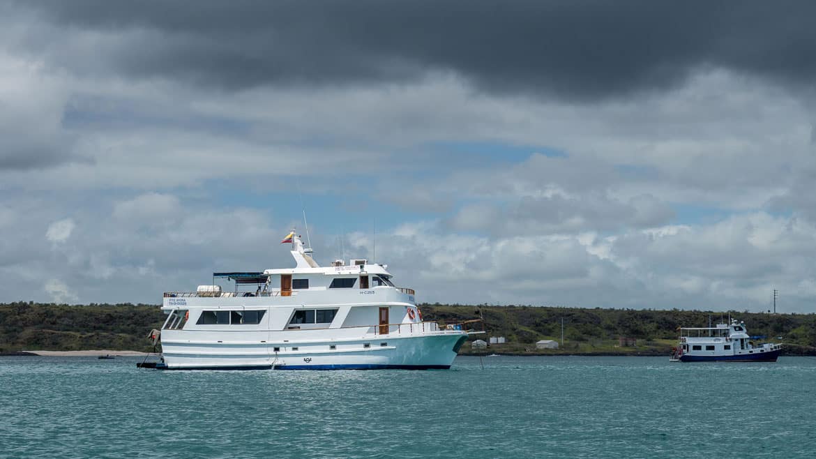 Tag 1 von 8 auf der Darwin Yacht 1 Die Darwin Yacht – unser Zuhause für die nächsten 8 Tage