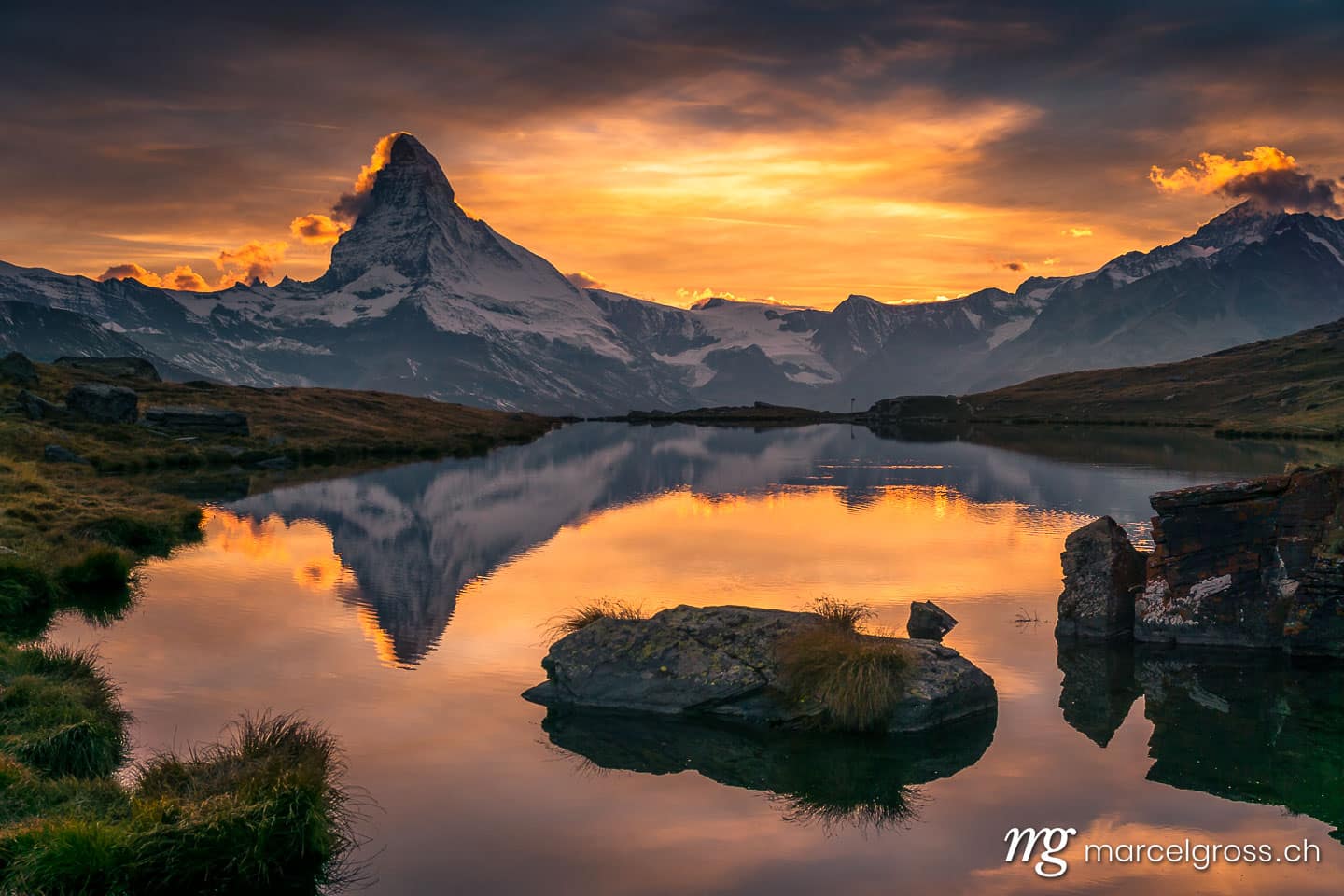 . Sonnenuntergang über dem Matterhorn, Zermatt, Schweiz. Marcel Gross Photography