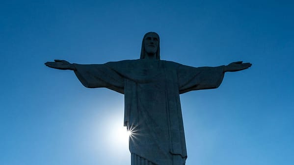 Cristo Redentor statue